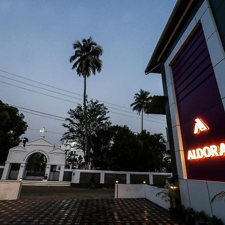Aldora Airport Residency Hotel Nedumbassery Luaran gambar
