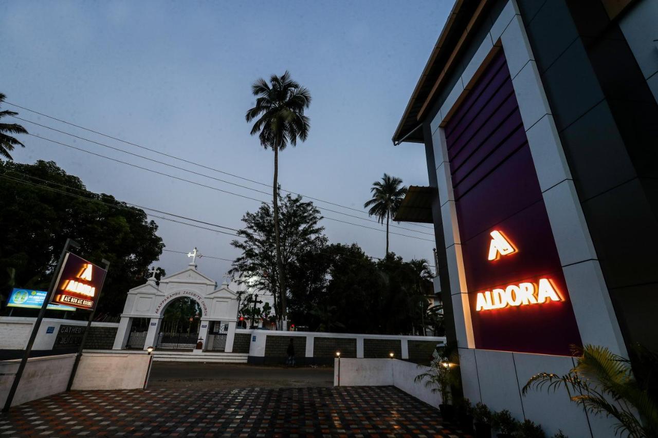 Aldora Airport Residency Hotel Nedumbassery Luaran gambar