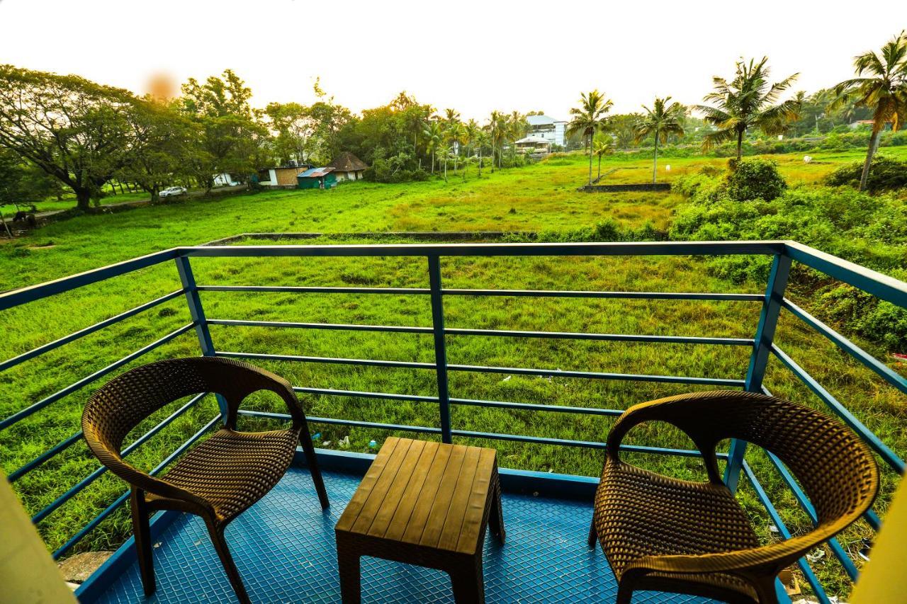Aldora Airport Residency Hotel Nedumbassery Luaran gambar